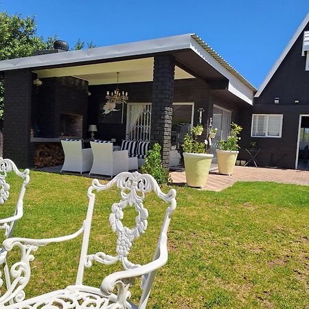 Milky Way Executive Suite Hermanus Extérieur photo