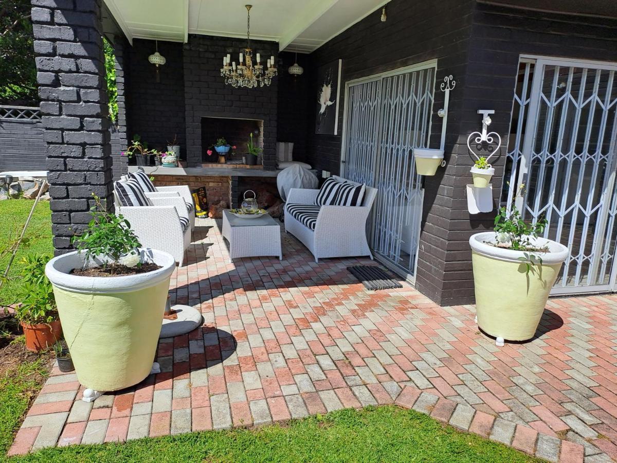 Milky Way Executive Suite Hermanus Extérieur photo