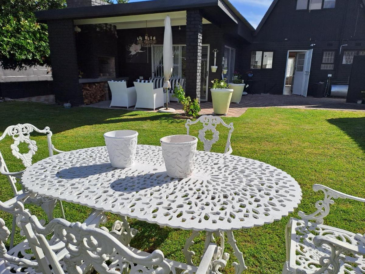 Milky Way Executive Suite Hermanus Extérieur photo